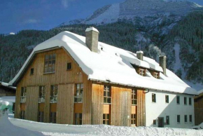 Chalet Levett